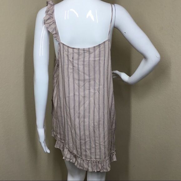 Ro & De Asymmetric Ruffled Cami (C10) - Picture 3 of 6